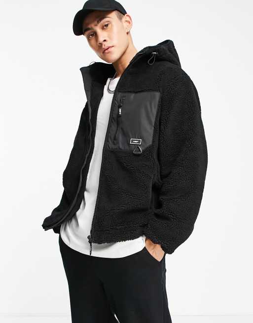 Bershka – Czarna kurtka z pluszowego kożuszka, z zamkiem