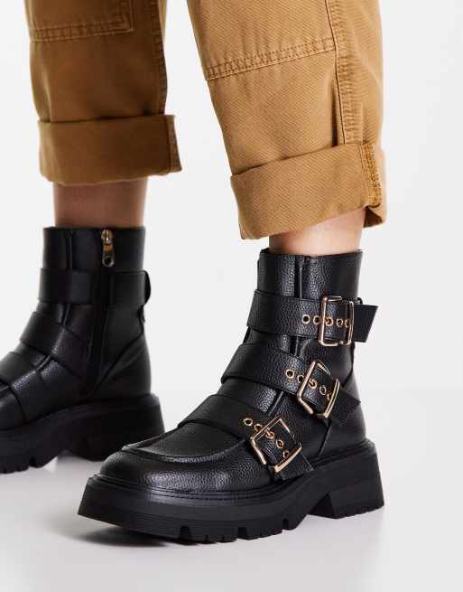 Bershka – Czarne botki na grubej podeszwie z kwadratowym noskiem i klamrą
