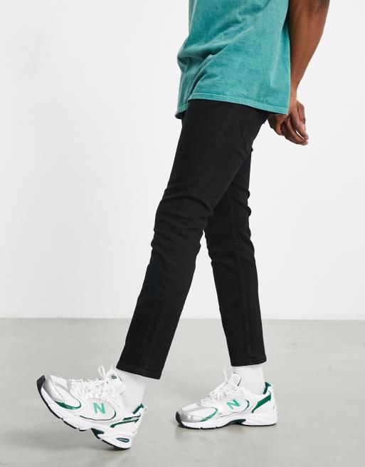 Bershka – Czarne jeansy o obcisłym kroju