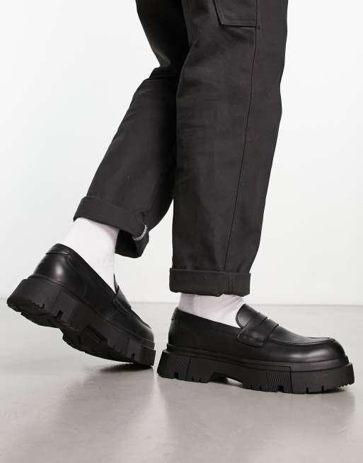 Bershka – Czarne skórzane loafersy na grubej podeszwie , 4 z 4