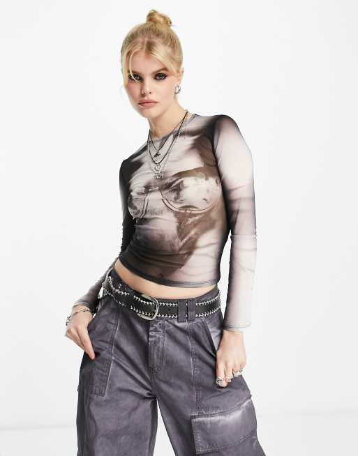 Bershka – Czarny top z wzorzystej siateczki o gorsetowym fasonie z długimi rękawami