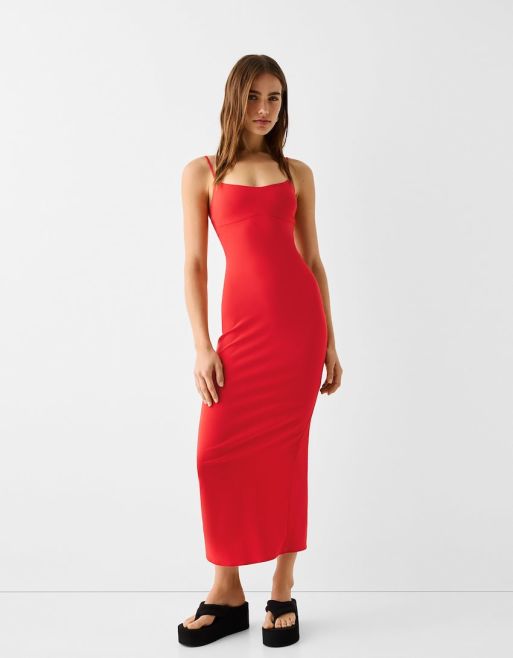 Bershka – Czerwona sukienka maxi z bengaliny na cienkich ramiączkach