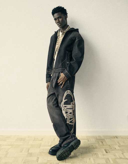 Bershka Denim jacket with hood and back embroidery in black, 4 of 5