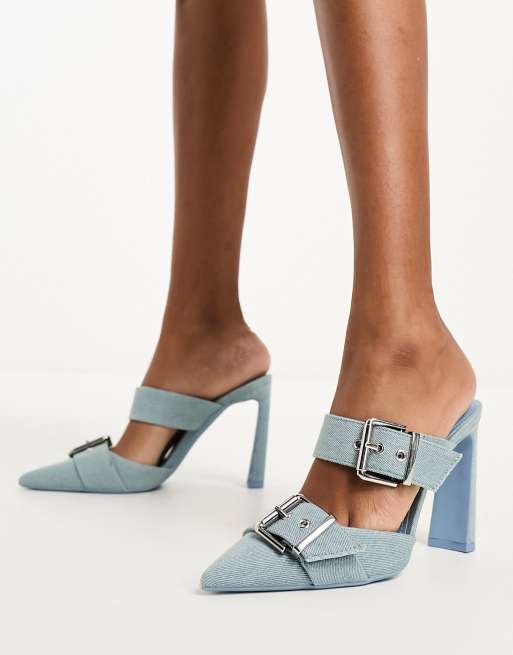 Bershka - Denim sandalen met hak en gespdetail in blauw