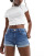 Thumbnail 1 van 5
