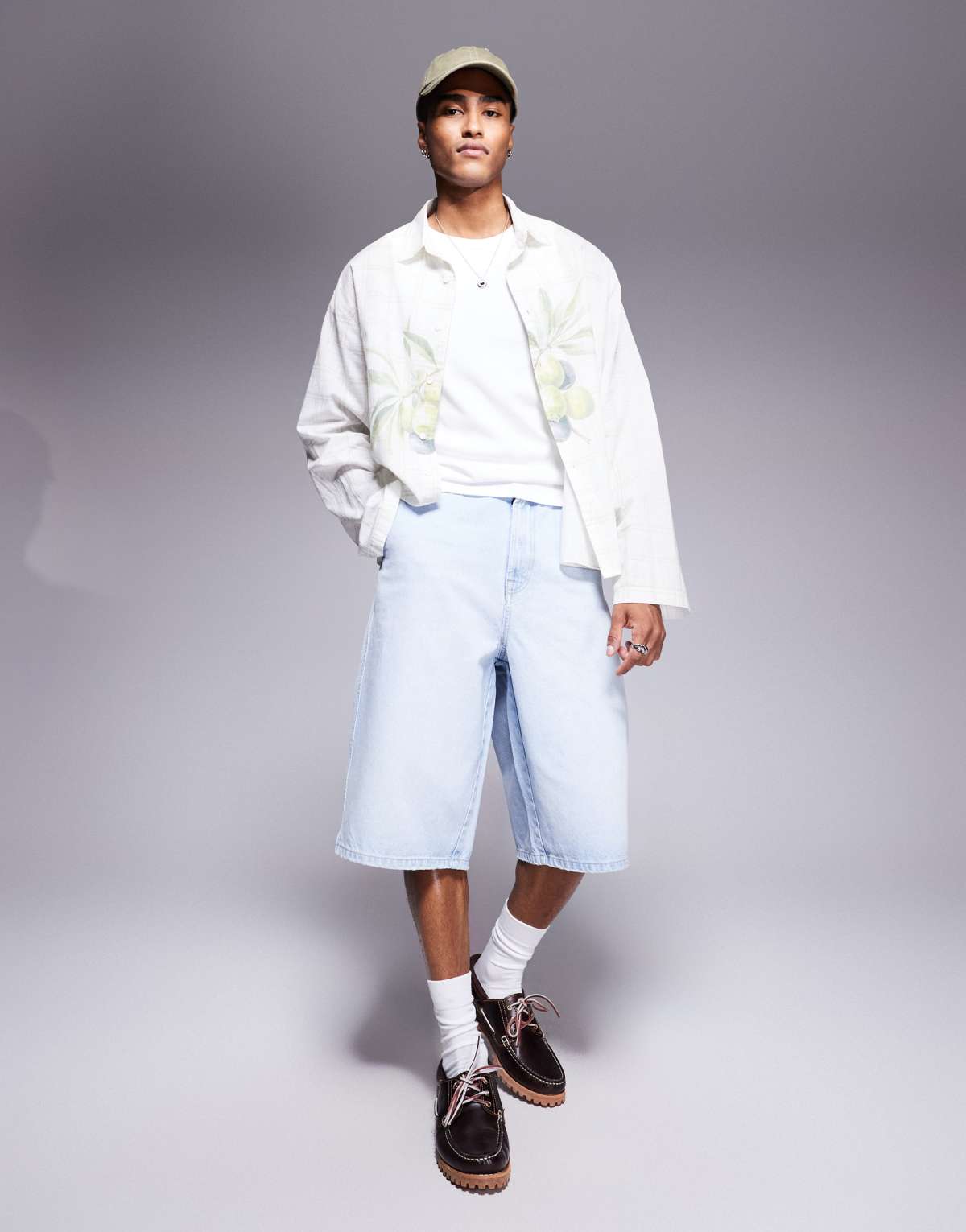 Bershka denim skater bermuda shorts in light bue