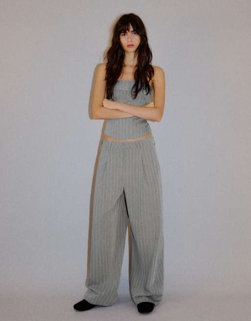 Bershka Bandeau top set in grey, 2 of 3