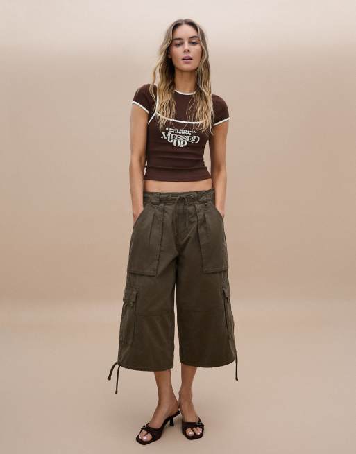 Bershka Double short sleeve t-shirt with contrast print in brown, 4 of 4