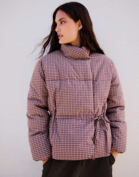 Bershka doudoune oversize à carreaux croisée en bordeaux - view 1