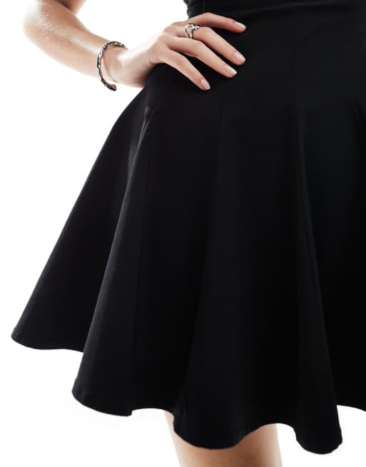 Bershka - Elegante geplooide mini-jurk in zwart, 3 van 4