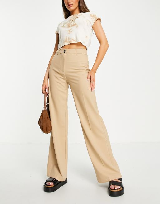 Bershka – Elegante, locker geschnittene Dad-Hose in Camel mit weitem Bein 