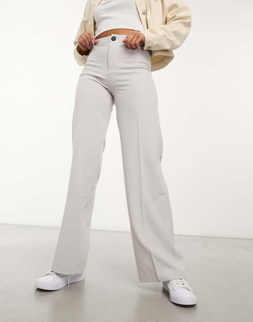 Bershka - Elegante pantalon met wijde pijpen in lichtgrijs, 4 van 4