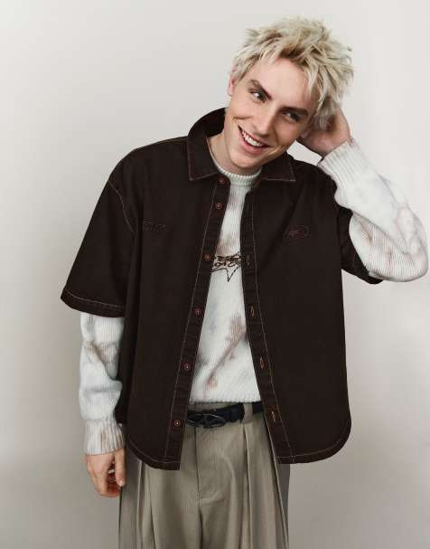 Bershka Embroidered boxy short sleeve shirt in brown - view 1