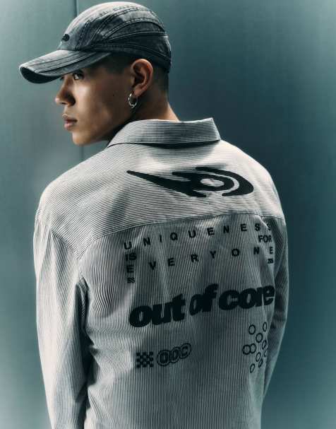 Bershka Embroidered cap in grey - view 1