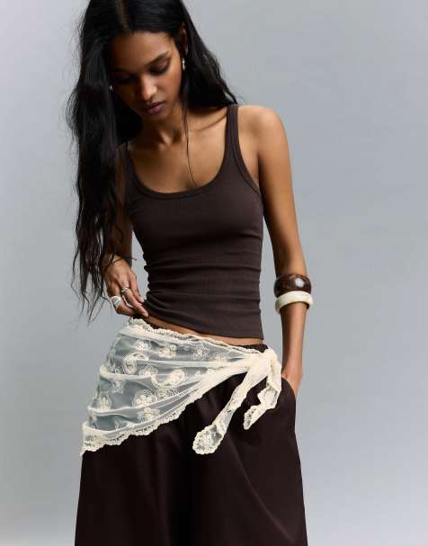 Bershka Embroidered scarf in ecru - view 1