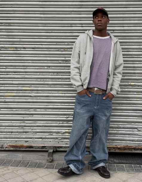 Bershka Embroidered super baggy jeans in denim blue - view 1