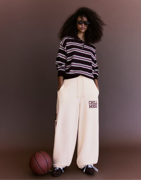Bershka Embroidered wide-leg plush trousers in ecru - view 1