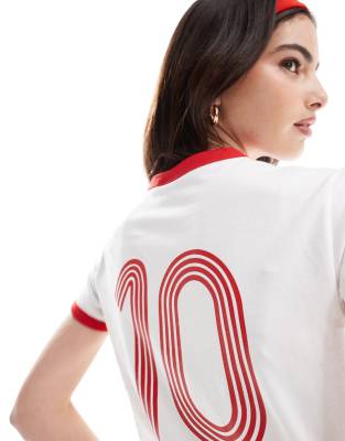 Bershka - Enges T-Shirt in Weiß mit „Spanien"-Fußballprint