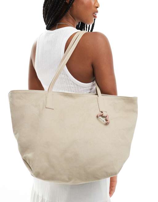 Bershka Everyday Borsa shopping grande color sabbia ASOS