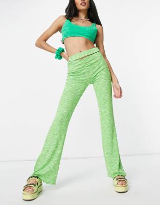 Urban Outfitters Uo Bryn Pull On Flare Pant in Green