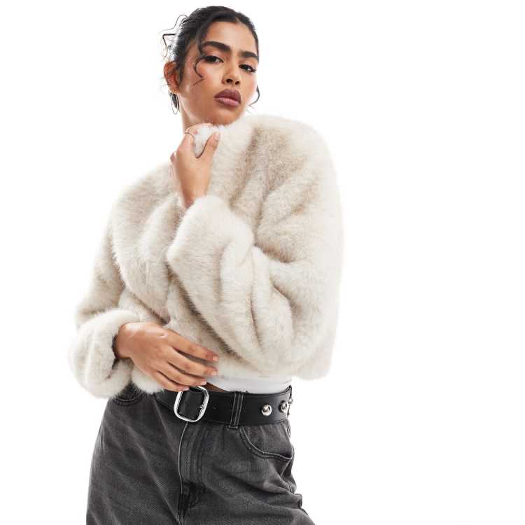 Fur jacket bershka deals