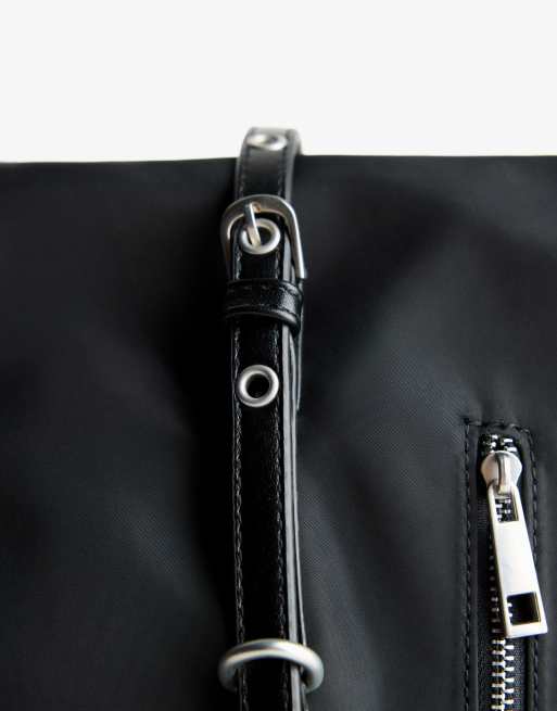Bershka Faux leather shopper bag in black, 2 of 4