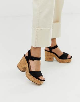 bershka black sandals