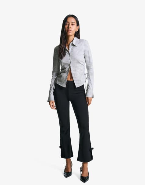 Bershka – Figurbetonte Bluse in Grau mit geraffter Seite - view 1