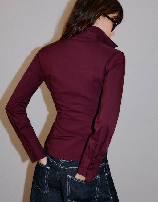Bershka figursydd långärmad skjorta i burgundy, 3 av 5