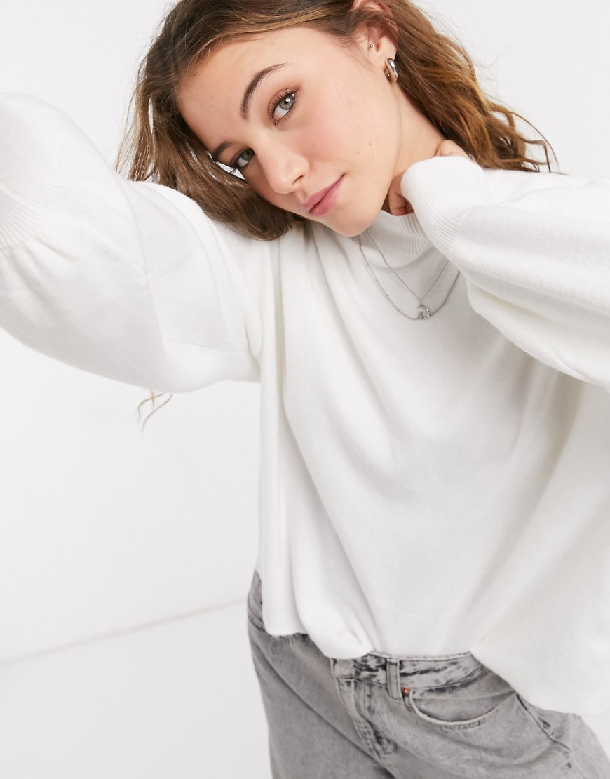 Bershka fine gauge volume sleeve sweater in ecru-White