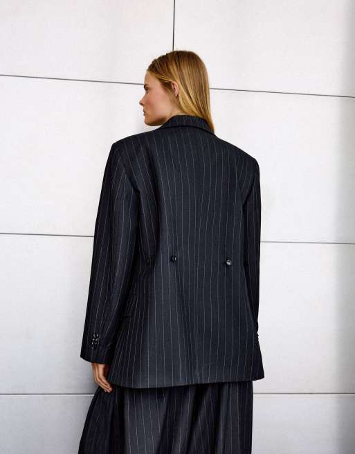 Bershka Fitted blazer with back buttons in blue, 3 of 5