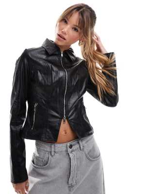 fitted faux leather jacket in black