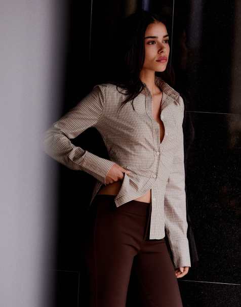 Bershka Fitted long-sleeved shirt in pastel pink - view 1