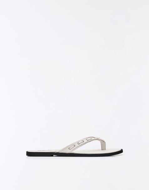Bershka - Flade flade badesandaler med nitter - view 1