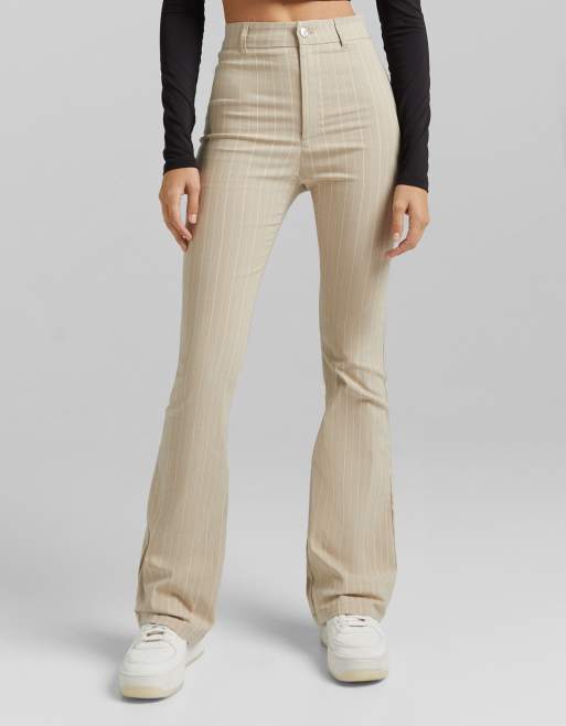 Bershka - Flare broek met krijtstreep in crème