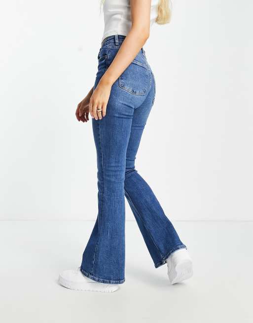 Jeans on sale flare bershka