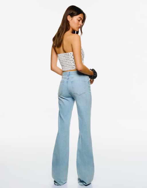 ★ドイツ発*BERSHKA*新作*フレアデニム/LIGHT BLUE★ Bershka flared jeans in light blue | ASOS