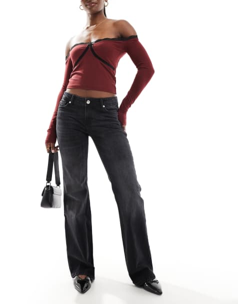 Bershka - Flared jeans met lage taille in zwart - view 1
