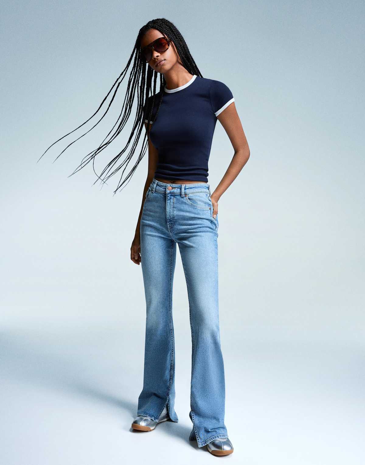 Bershka Flared jeans with slit in mid blue