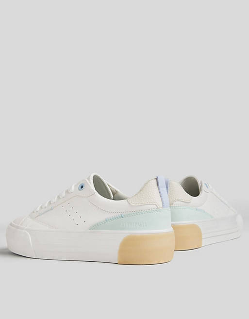 Shoes Trainers/Bershka flatform trainer in white with tonal sole 