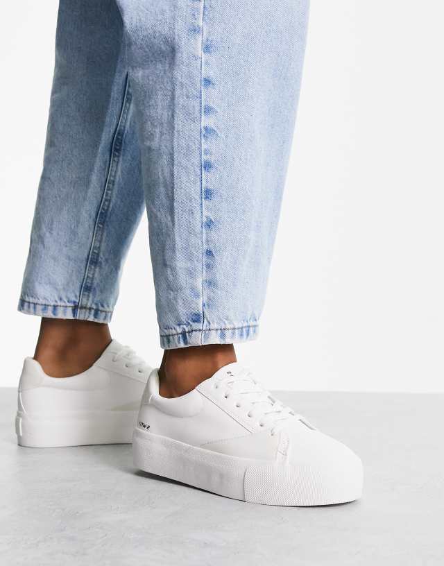 Bershka flatform trainer in white