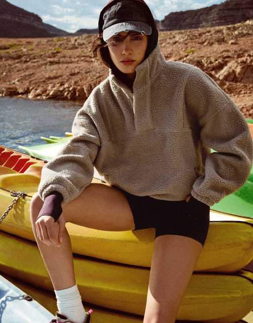 Bershka Fleece half-length zip sweatshirt in stone, 2 of 5