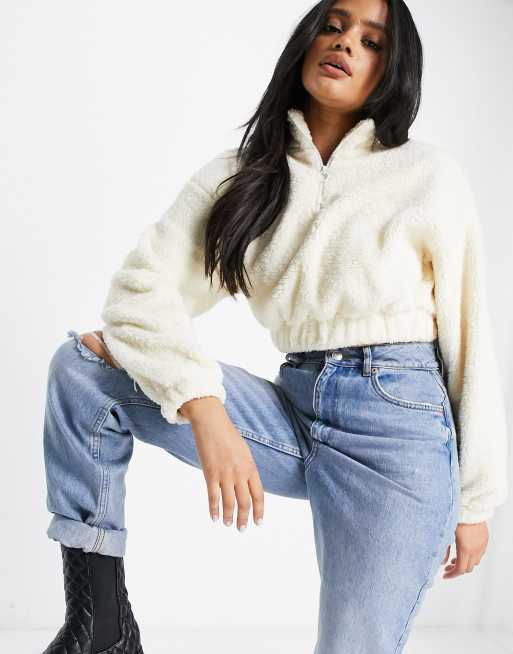 Bershka – Fleecepullover mit kurzem Reißverschluss in Ecru, Kombiteil