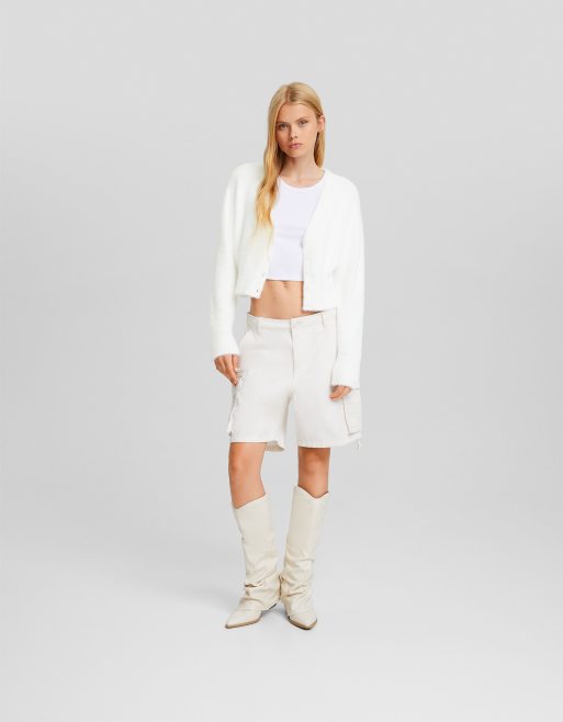 Bershka fluffy knited mirco cardi in white, 3 of 4