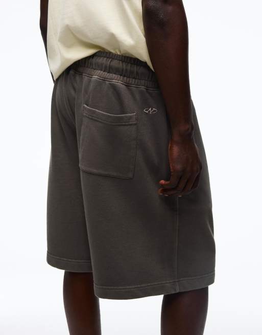 Bershka - Forvaskede sorte bermuda-shorts i firkantet pasform, 4 af 4