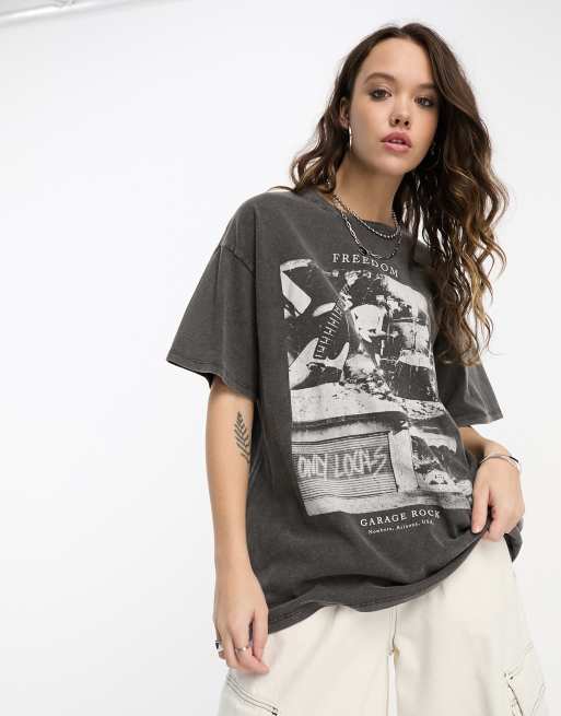 Bershka freedom print oversized tee in charcoal | ASOS