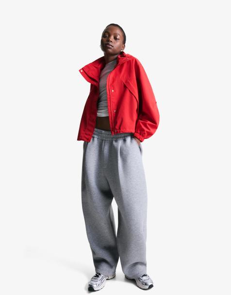 Bershka – Funktionsjacke in Rot mit Kapuze - view 1