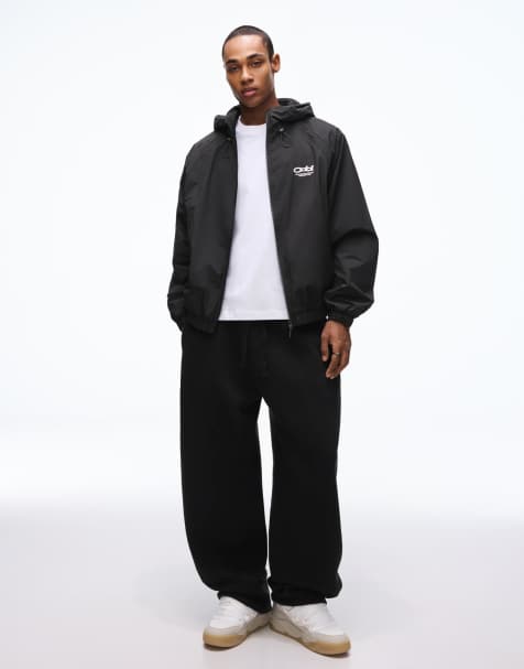 Bershka – Funktionsjacke in Schwarz mit Kapuze - view 1