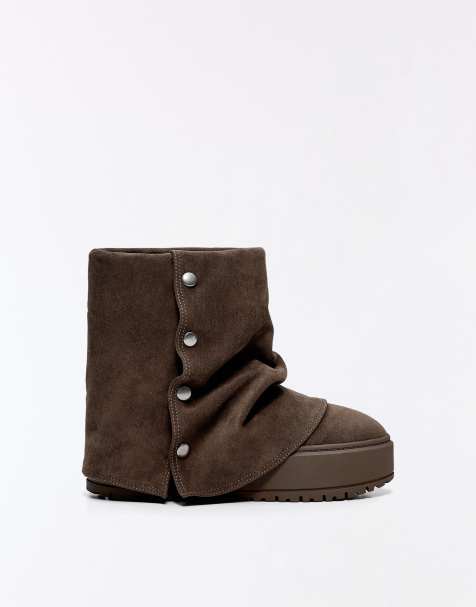 Bershka Fur-lined trouser ankle boots in brown - view 1