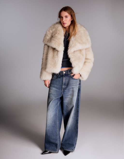 Bershka Furry jacket with lapel in ecru, 4 of 5